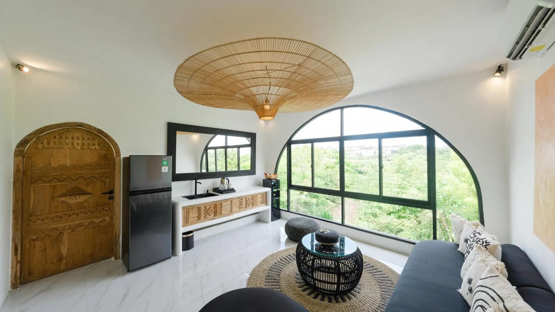 ****  White Palm Hotel Uluwatu Bali Jimbaran  Indonesia