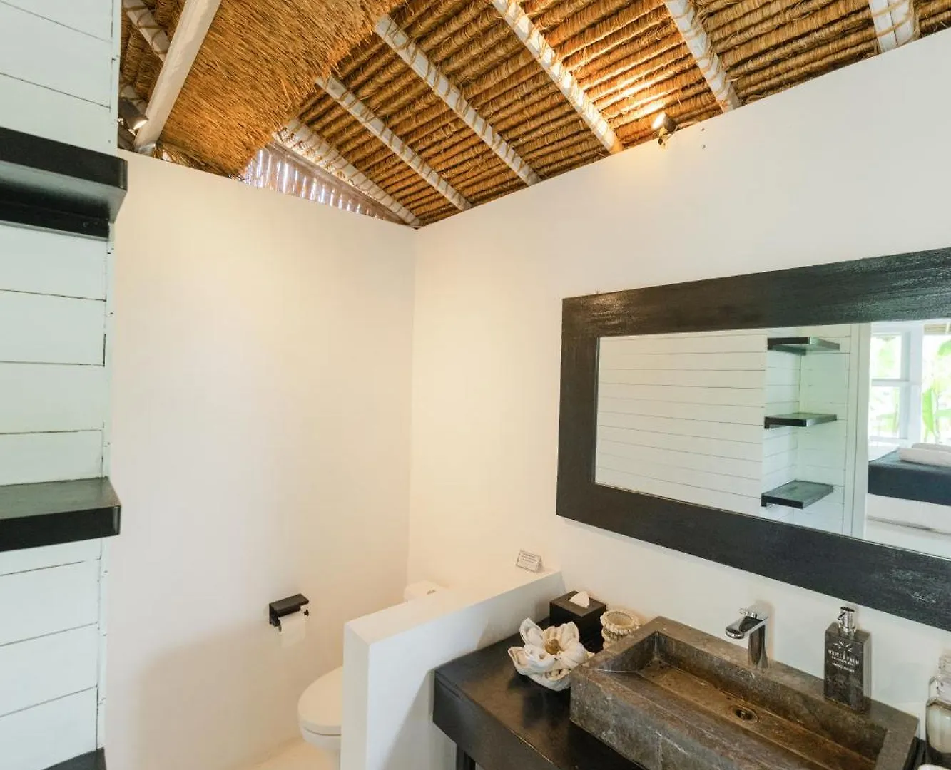 ****  White Palm Hotel Uluwatu Bali Джимбаран Индонезия