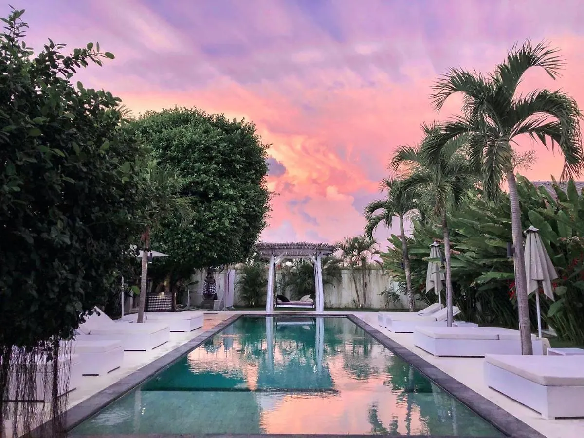 ****  White Palm Hotel Uluwatu Bali Jimbaran Indonésie